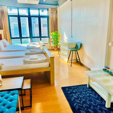 Daraya Hostel Бангкок Экстерьер фото