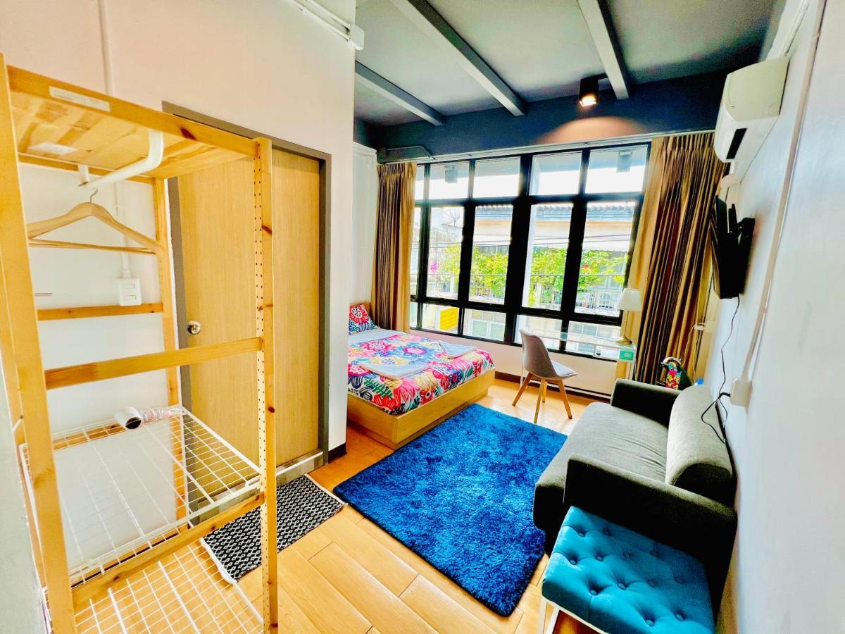 Daraya Hostel Бангкок Экстерьер фото