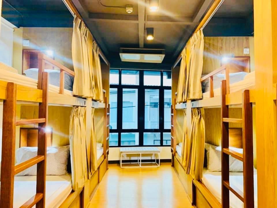Daraya Hostel Бангкок Экстерьер фото