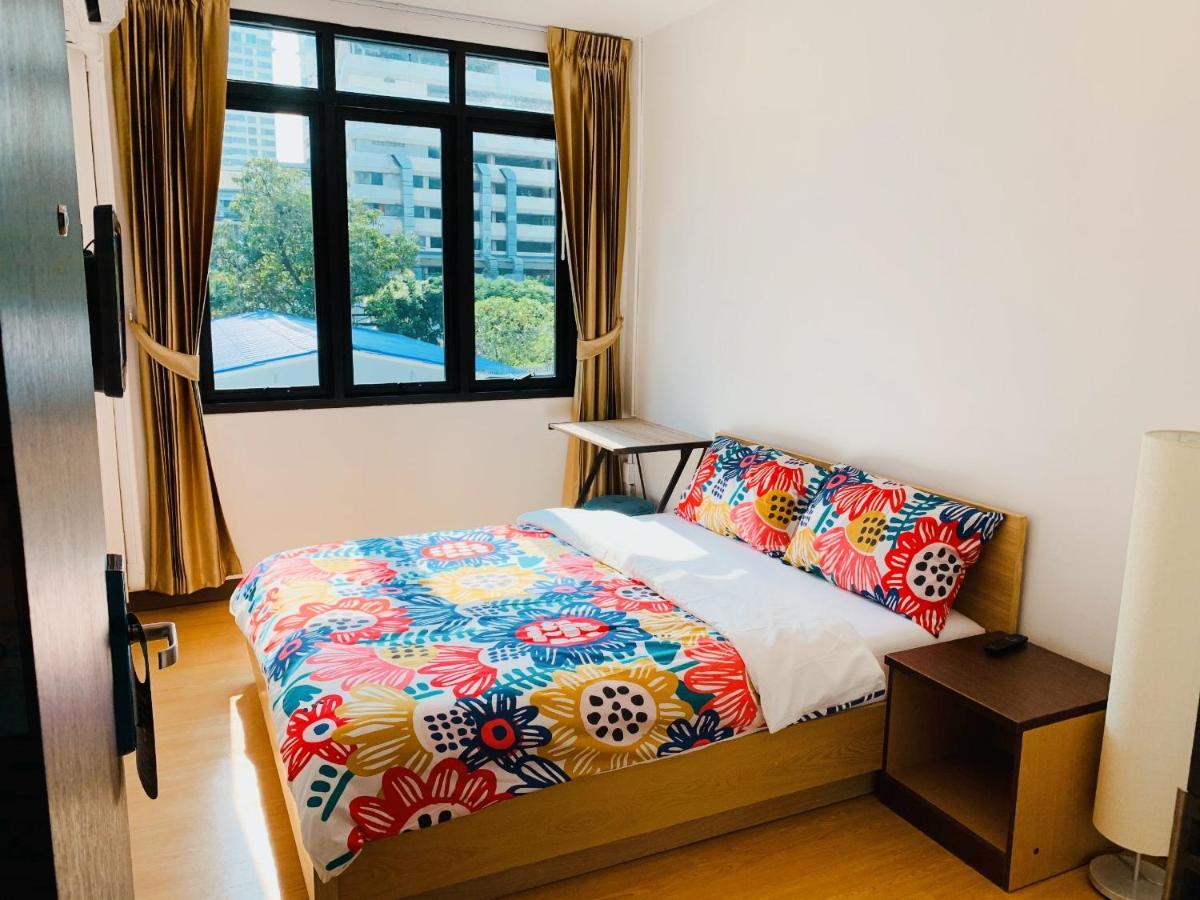 Daraya Hostel Бангкок Экстерьер фото