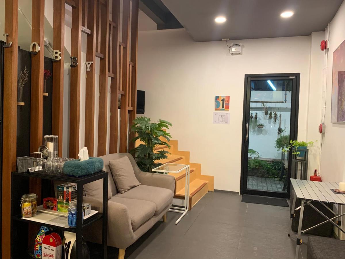 Daraya Hostel Бангкок Экстерьер фото
