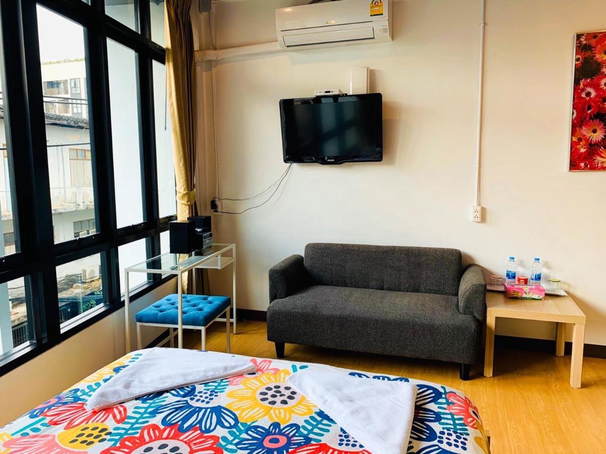 Daraya Hostel Бангкок Экстерьер фото